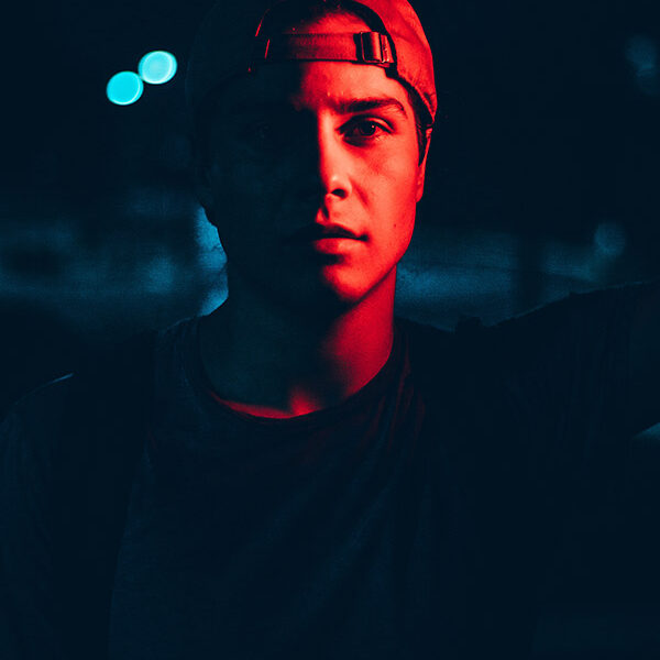 We hired a new employee 1 david hurley 1321290 unsplash